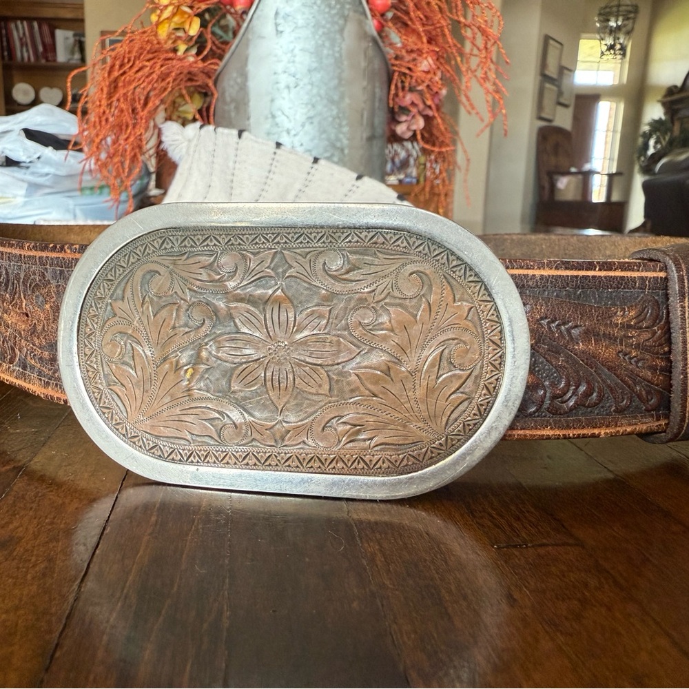 Men's vintage western Rustic Brown and Silver Decorative Belt Buckle